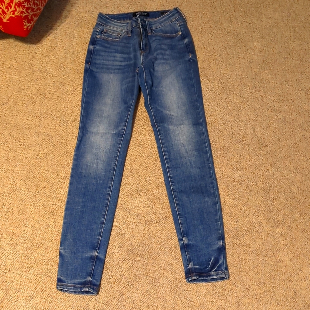 Judy Blue 1 new medium wash